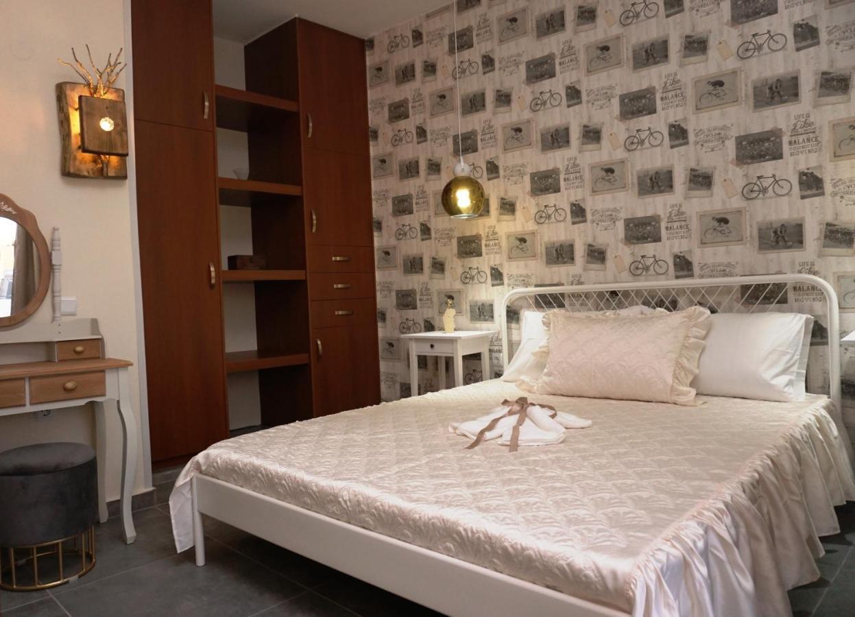 Seas The View Apartment Chania  Bagian luar foto